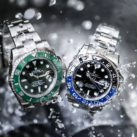 rolex gmt batman vs hulk|rolex submariner green hulk price.